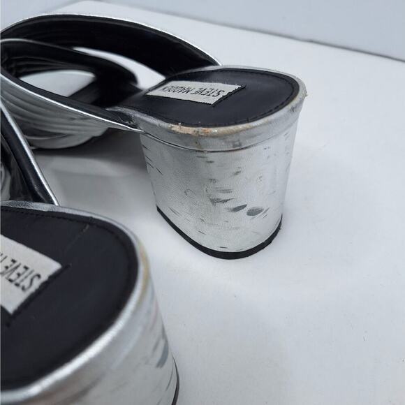 Steve Madden ICON Sandals Puffy Cross Strap Leather 8.5 Block Heel Metallic - Picture 7 of 12